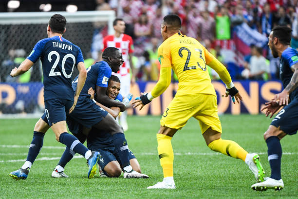 在分析奇泽 在分析奇泽