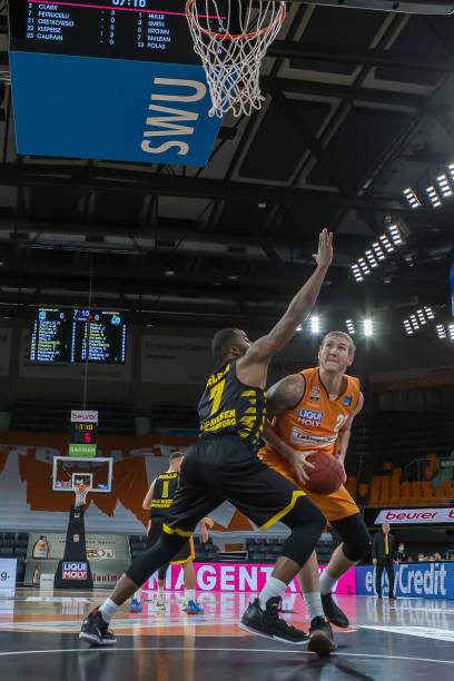 进入更衣室 进入更衣室